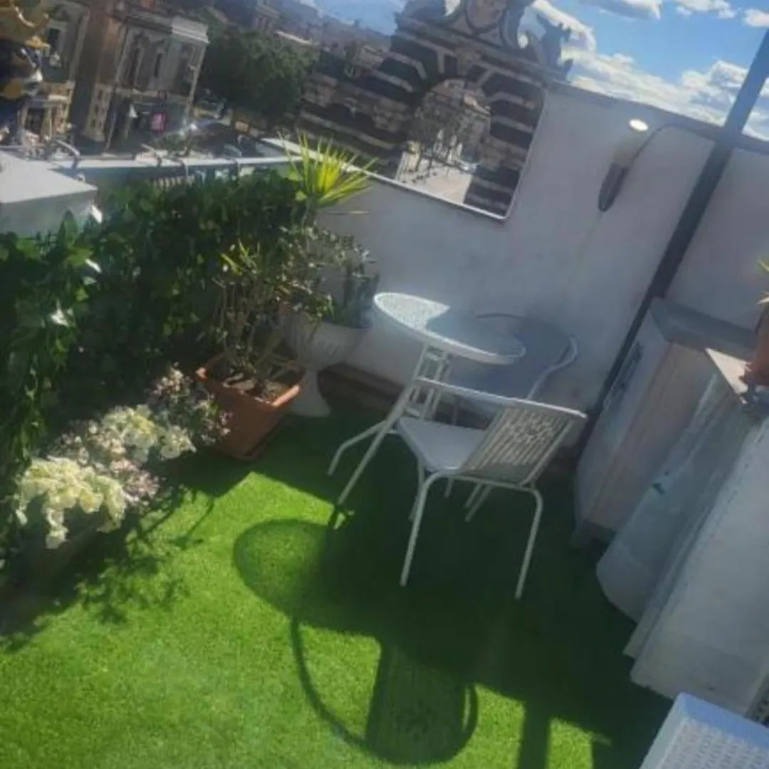 Garibaldi Pink House Apartment Catania Italy